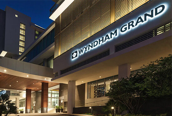 Wyndham Grand Clearwater Beach Hotel, <small>Tampa Bay, Florida</small>